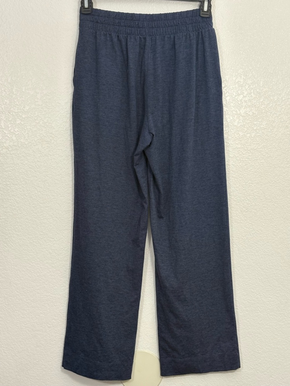 Gap Fit Relaxed Brushed Tech Jersey Straight Leg Pants - Picture 4 of 7